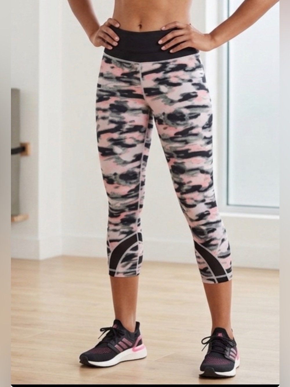 Lululemon Run: Inspire Crop II